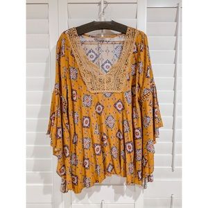NWOT SHEIN FLORAL TUNIC TOP